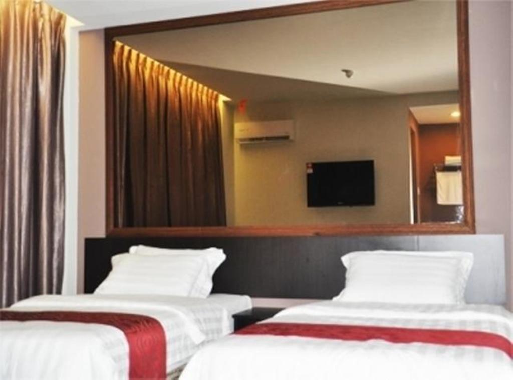 Goldenhill Hotel Kota Kinabalu Zimmer foto